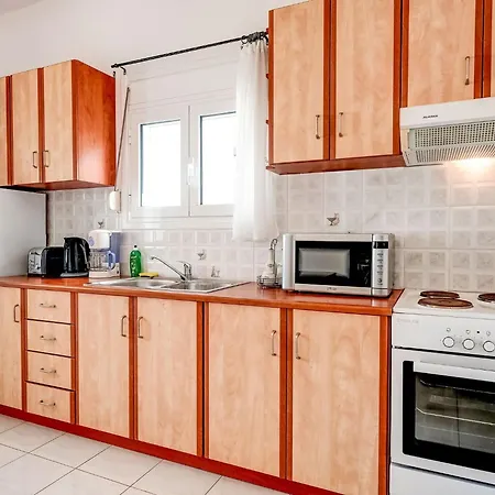 Luxury In Kalamitsi Alexandrou *